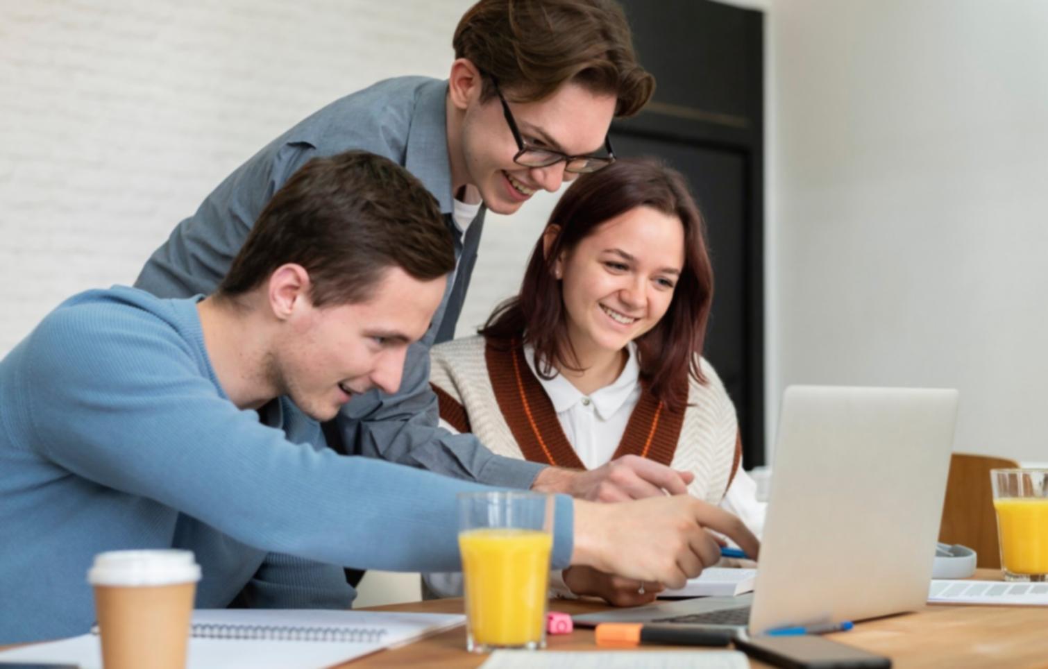 Environnement de travail avec analyses financières